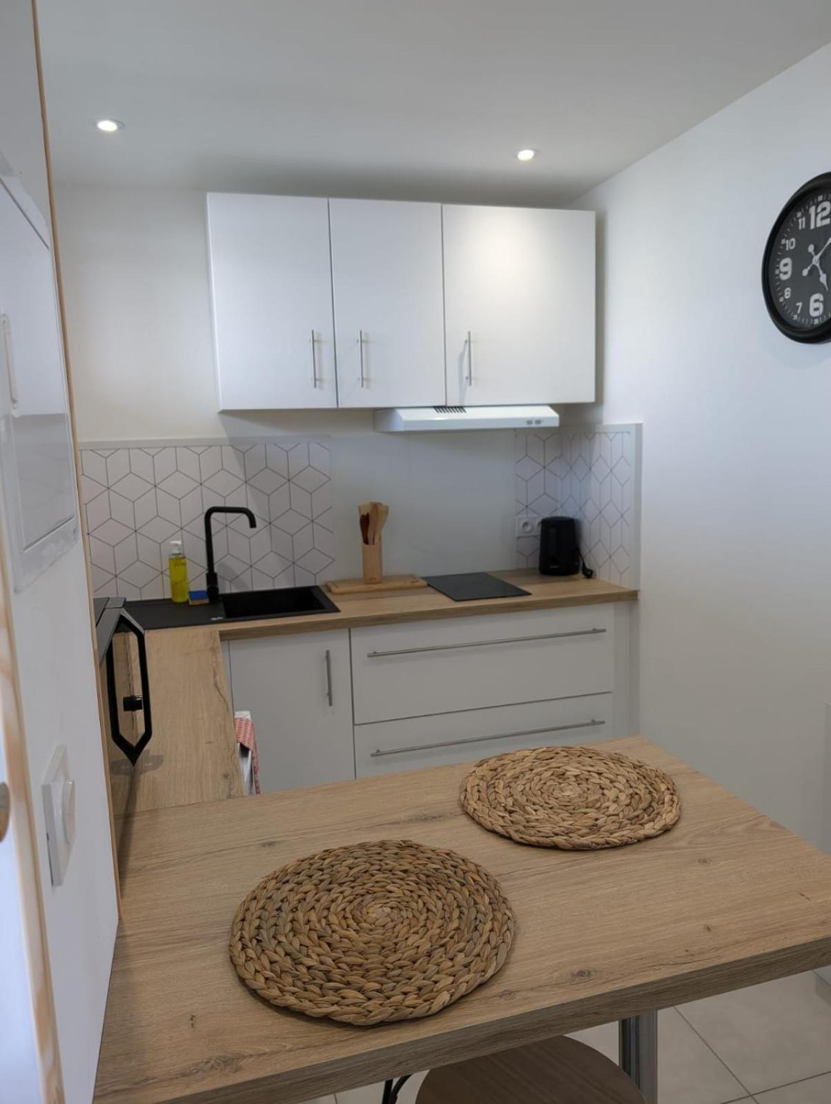 Studio De Charme Cosy Centre-Ville Tarbes Buitenkant foto